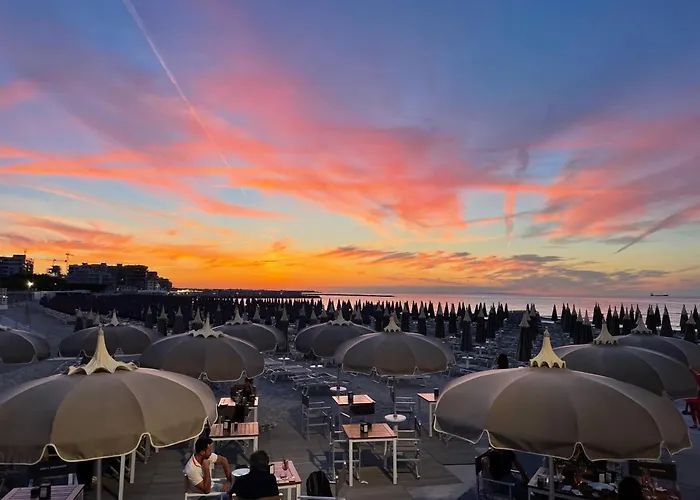 Lucia's House דירה